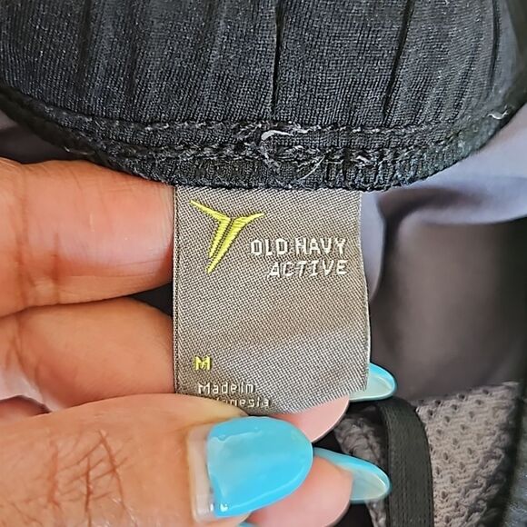 Old Navy Men's Go-Dry Shorts & T-Shirt Gray/Green Medium/XL - Picture 3 of 16